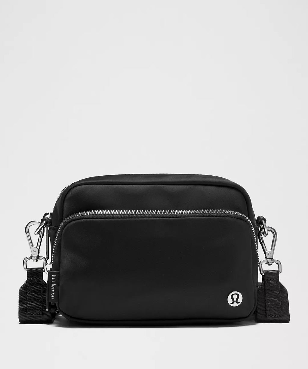 Lululemon Everywhere Crossbody Bag 2L