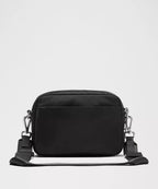 Lululemon Everywhere Crossbody Bag 2L
